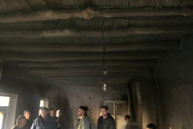 Yangın'da Demir ailesinin evi büyük hasar gördü