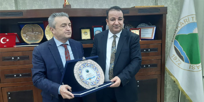 İşadamı Ediş’e anlamlı plaket! HAKAN TAŞ YAZDI