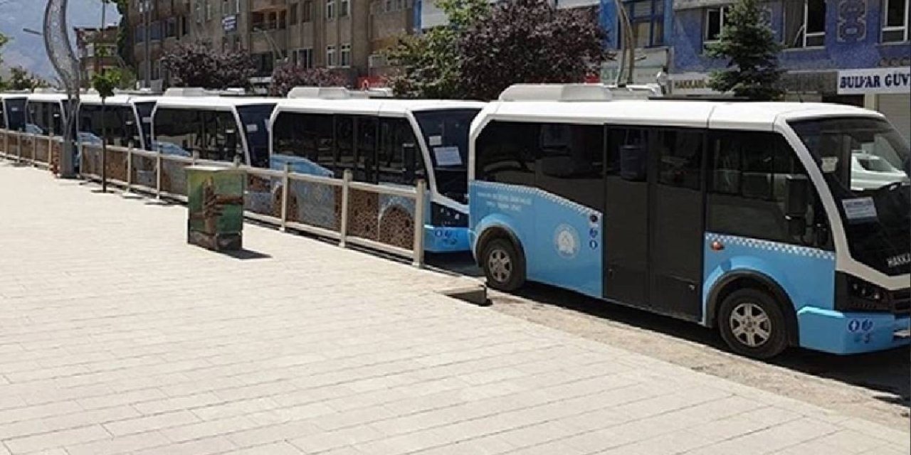 Toplu taşımada başkasının kartını kullananlar yandı!