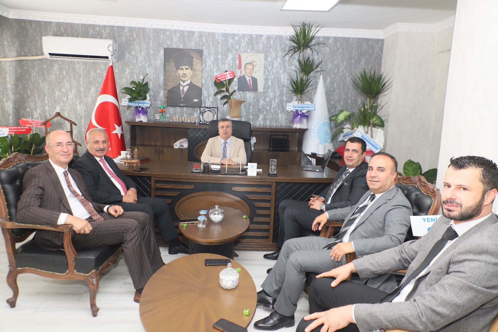 Başkanlardan Başkan Yaşar’a hayırlı olsun ziyareti