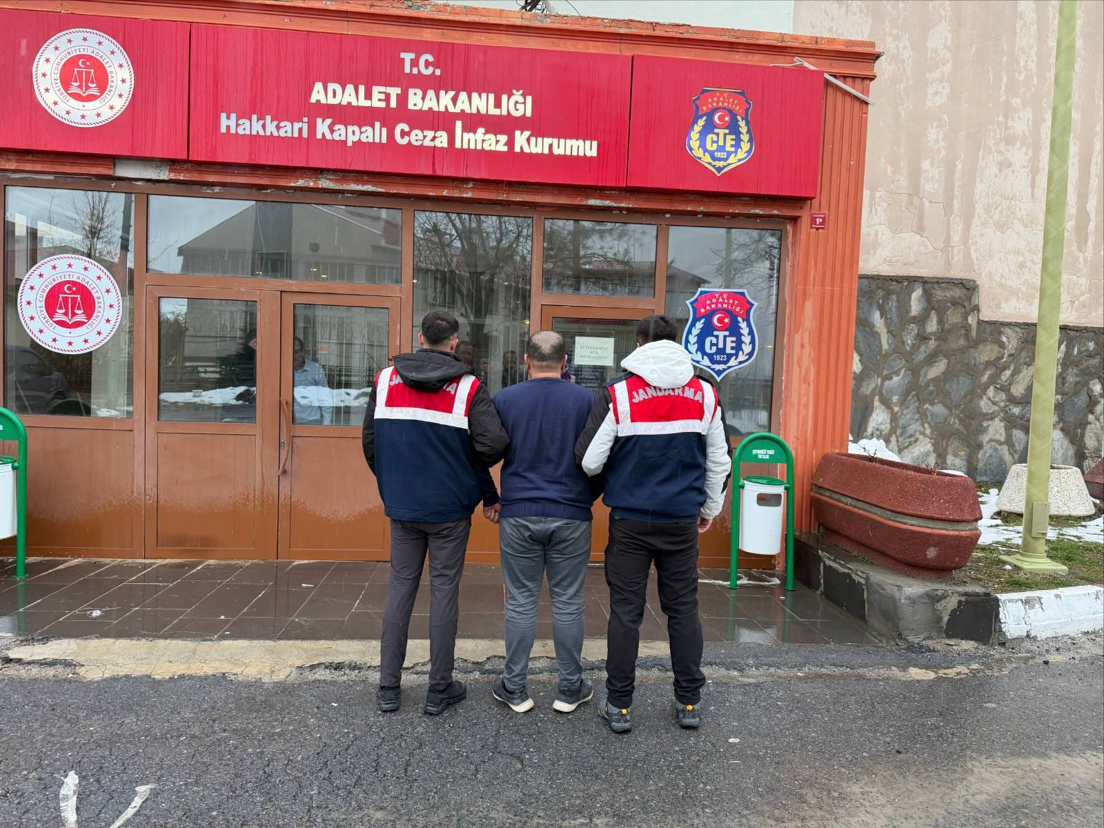 Hakkari’de Aranan Hükümlü Yakalandı