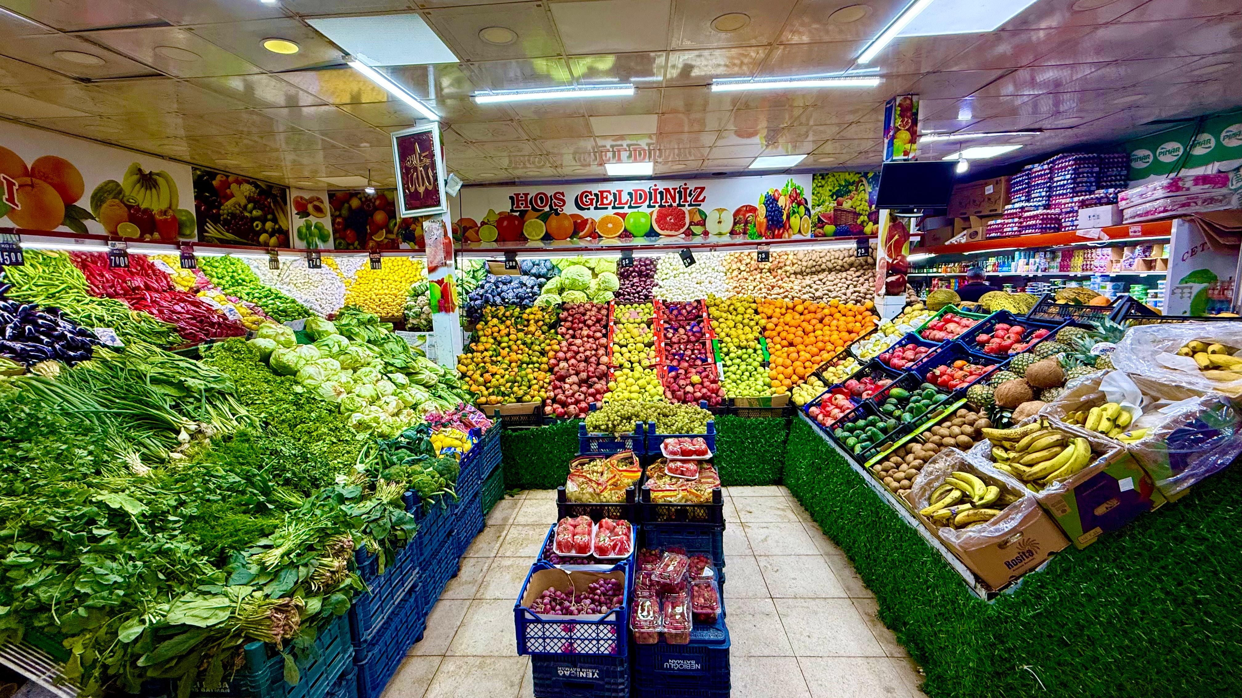 Hakkari’nin Gururu: Çetin Manavı’nda Taptaze Fırsatlar!