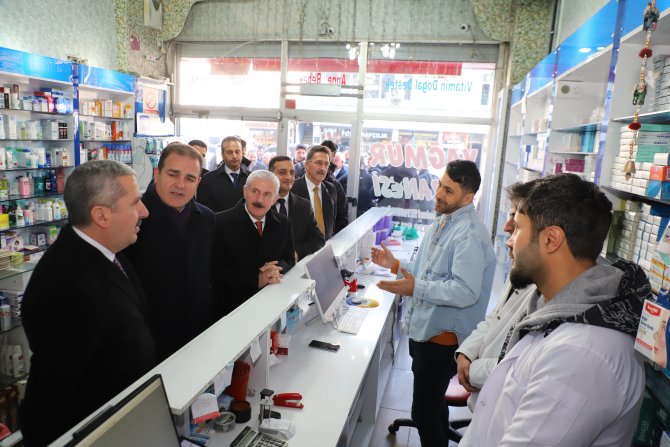 Bakan yardımcısı Gürcan esnafı ziyaret etti