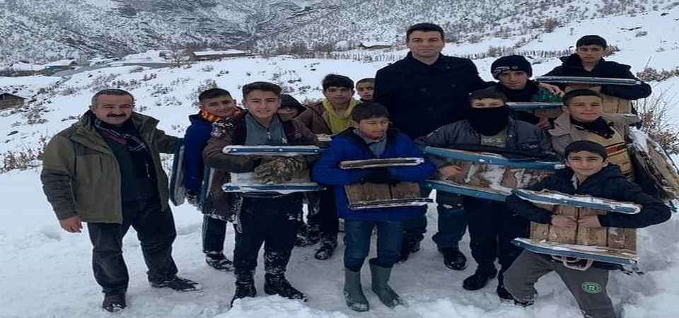 KAYMAKAM TAŞGIN, ÇOCUKLARIN SEVİNCİNE ORTAK OLDU