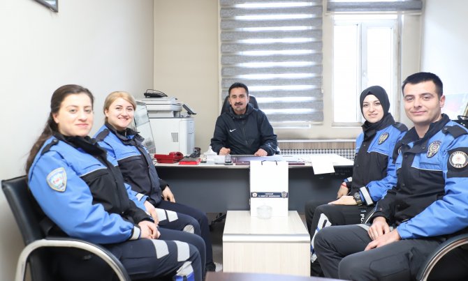 Hakkari Polisinden Gazeteci Taş'a ziyaret