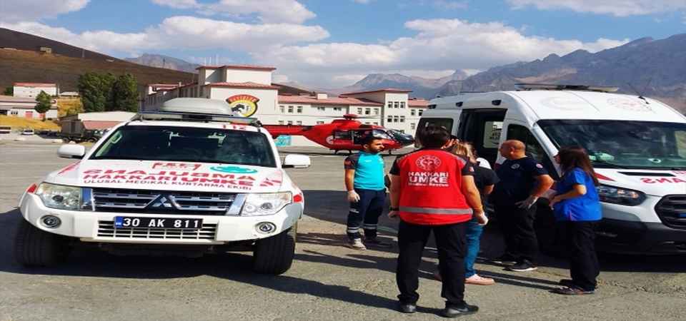 Hakkari'de 6 yaşındaki çocuk için helikopter havalandı